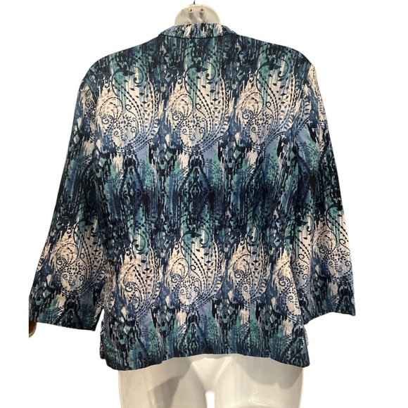 Chico’s Open Jacket in Chico’s size 1 or medium blue and white - Picture 2 of 14